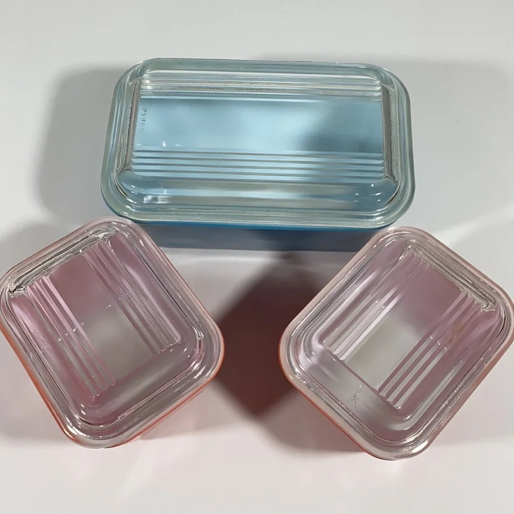Vintage Pyrex! Refrigerator dish set of 3 - Picture 2 of 16